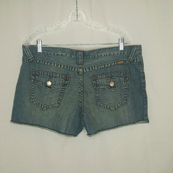 Victoria Secret London Jeans Distressed Shorts 14 - Picture 5 of 8